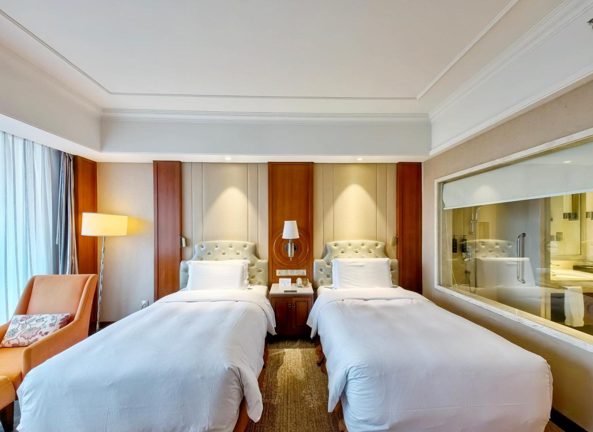 Doubletree By Hilton Ningbo - Chunxiao Hotel Ngoại thất bức ảnh