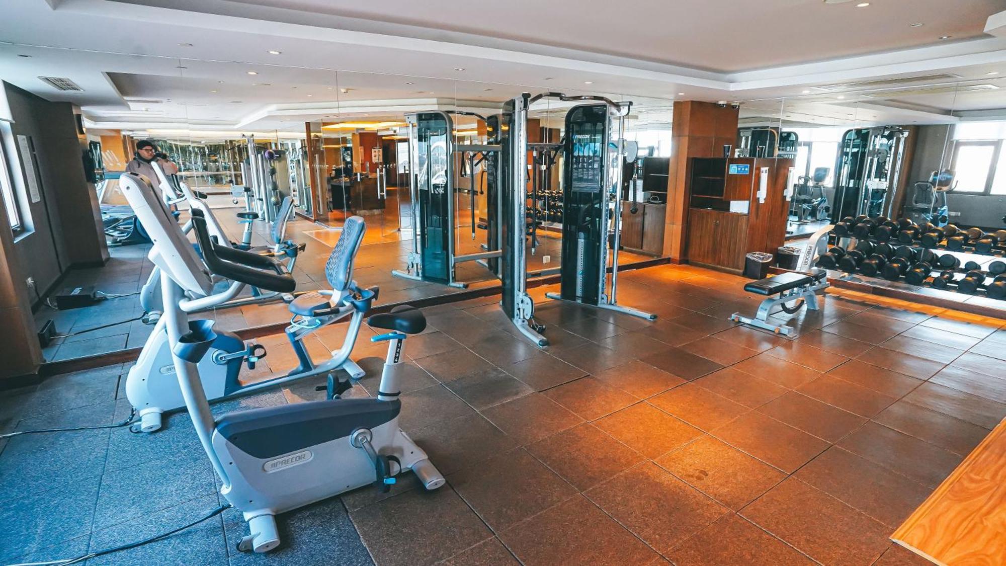 Doubletree By Hilton Ningbo - Chunxiao Hotel Ngoại thất bức ảnh