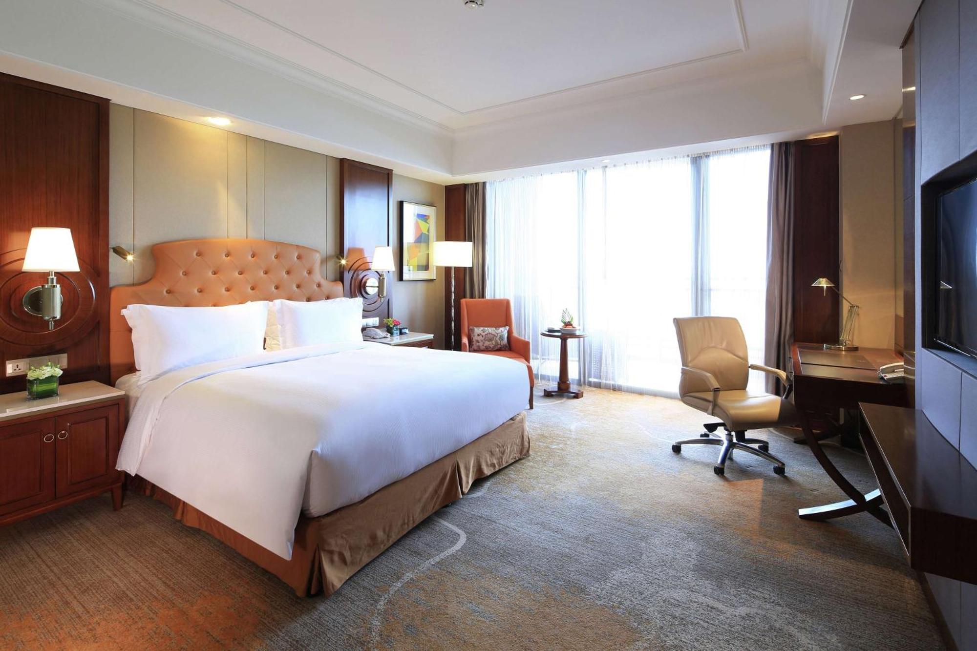 Doubletree By Hilton Ningbo - Chunxiao Hotel Ngoại thất bức ảnh